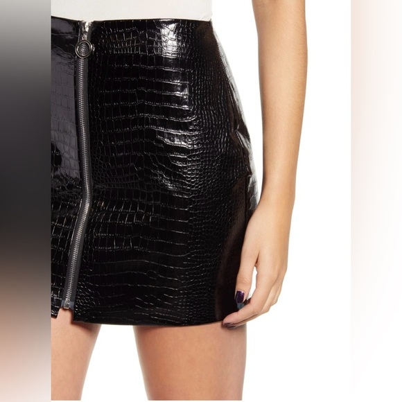 Endless Rose Zip Front Croc Embossed Miniskirt Black Sz M - Picture 4 of 15
